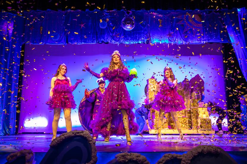 Students perform Moana, Jr.